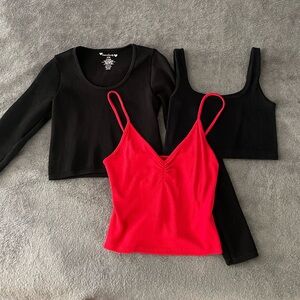 Bundle of 3 ribbed cropped shirts - Black and red - All size S/M - Like new /NWT